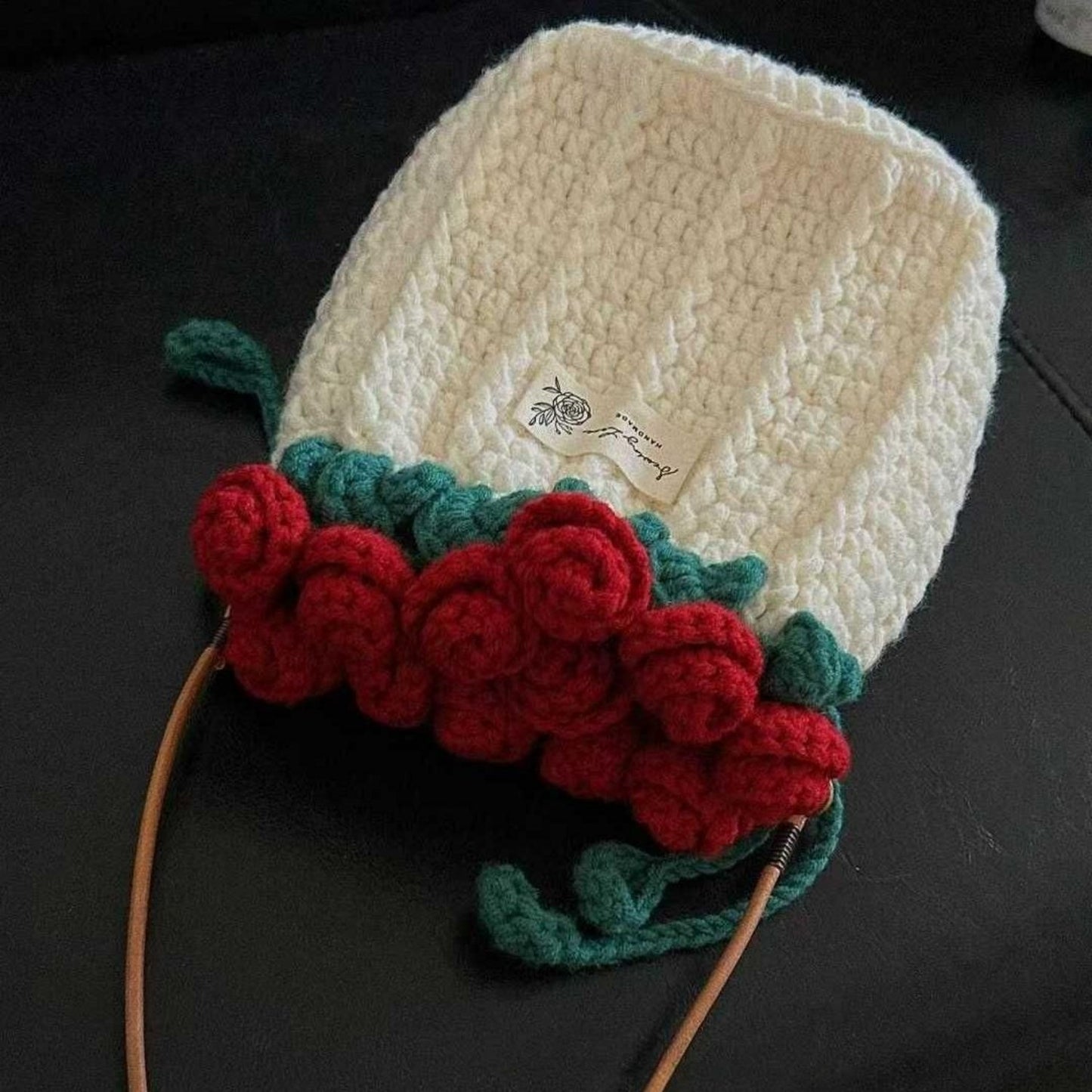 Knitted Rose Bouquet Bag Woven Bucket Bag Ready-Made Hand-woven Flower Bouquet Gift For Mother And Girlfriend