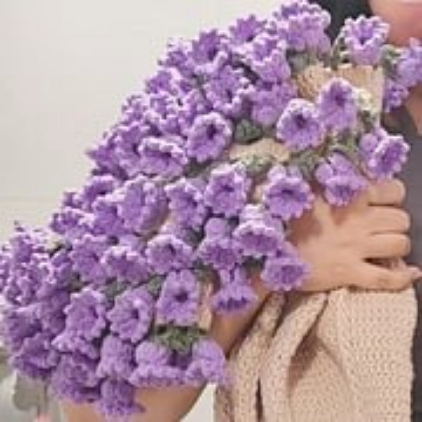 Hand-woven Floral Blanket DIY Kit & Ready-Made Gift for Mother's Day Valentine's Day